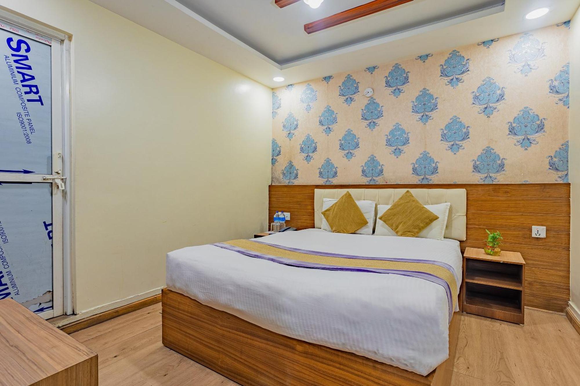 Oyo 821 Hotel Gauri Kathmandu Buitenkant foto
