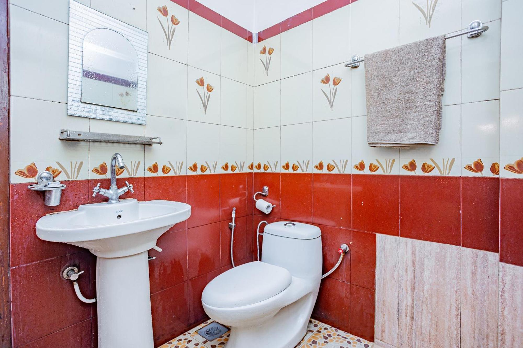 Oyo 821 Hotel Gauri Kathmandu Buitenkant foto