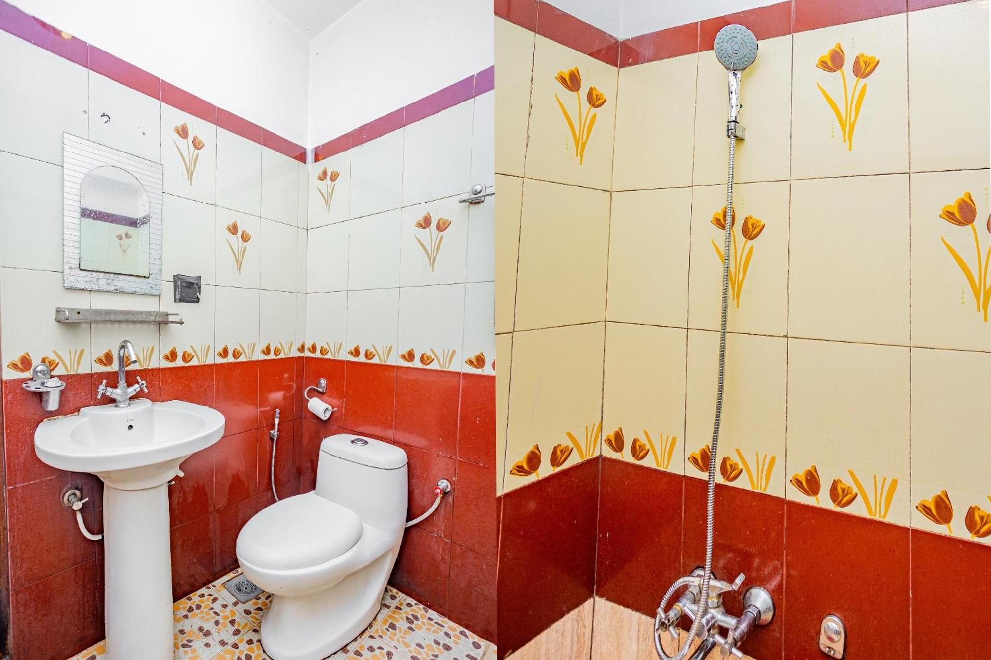 Oyo 821 Hotel Gauri Kathmandu Buitenkant foto