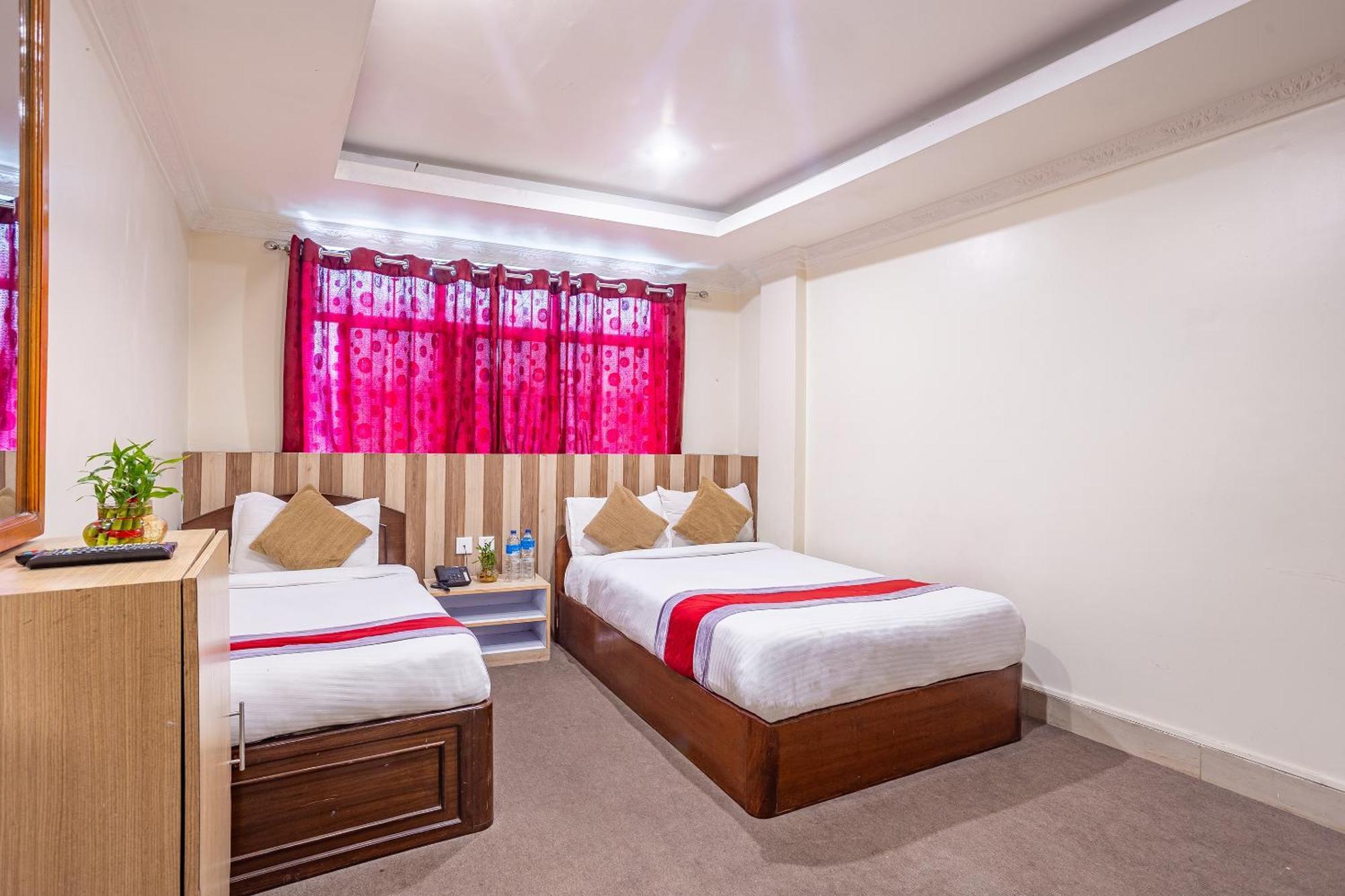 Oyo 821 Hotel Gauri Kathmandu Buitenkant foto